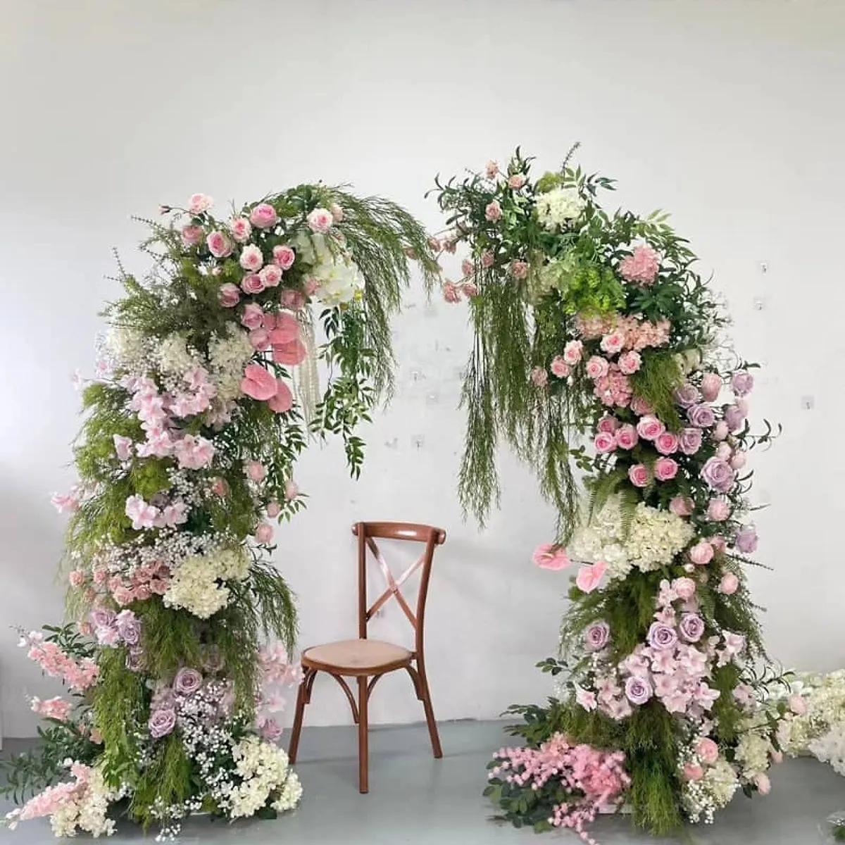 Camisa flower arch installation
